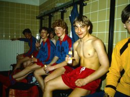 0DIA 1985 ZAALJEUGD DIV